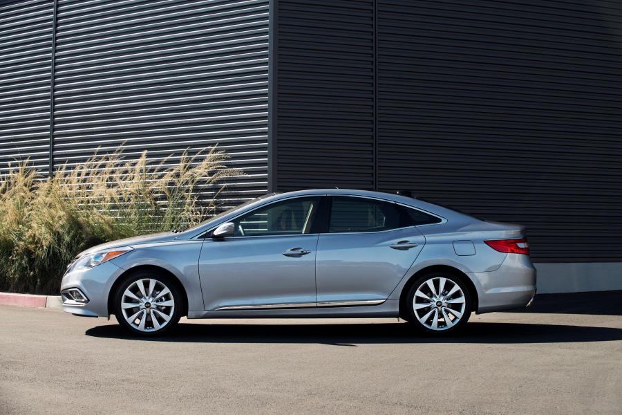  Hyundai Azera 2016 года  (фото 9 из 9)